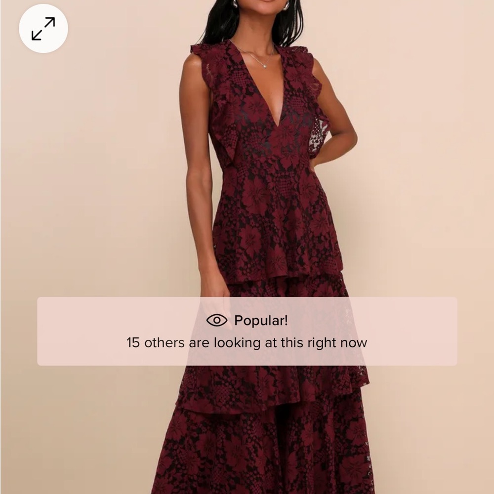 Elegant Lace Evening Dress in Purple